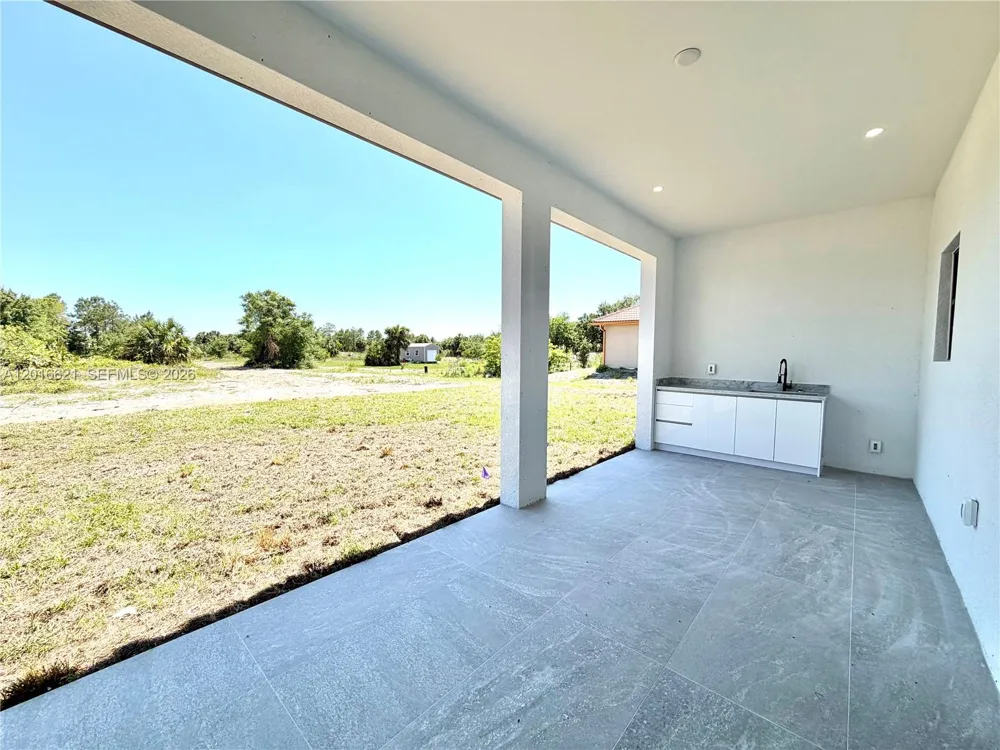 3522 Randall Blvd Naples, FL 34120