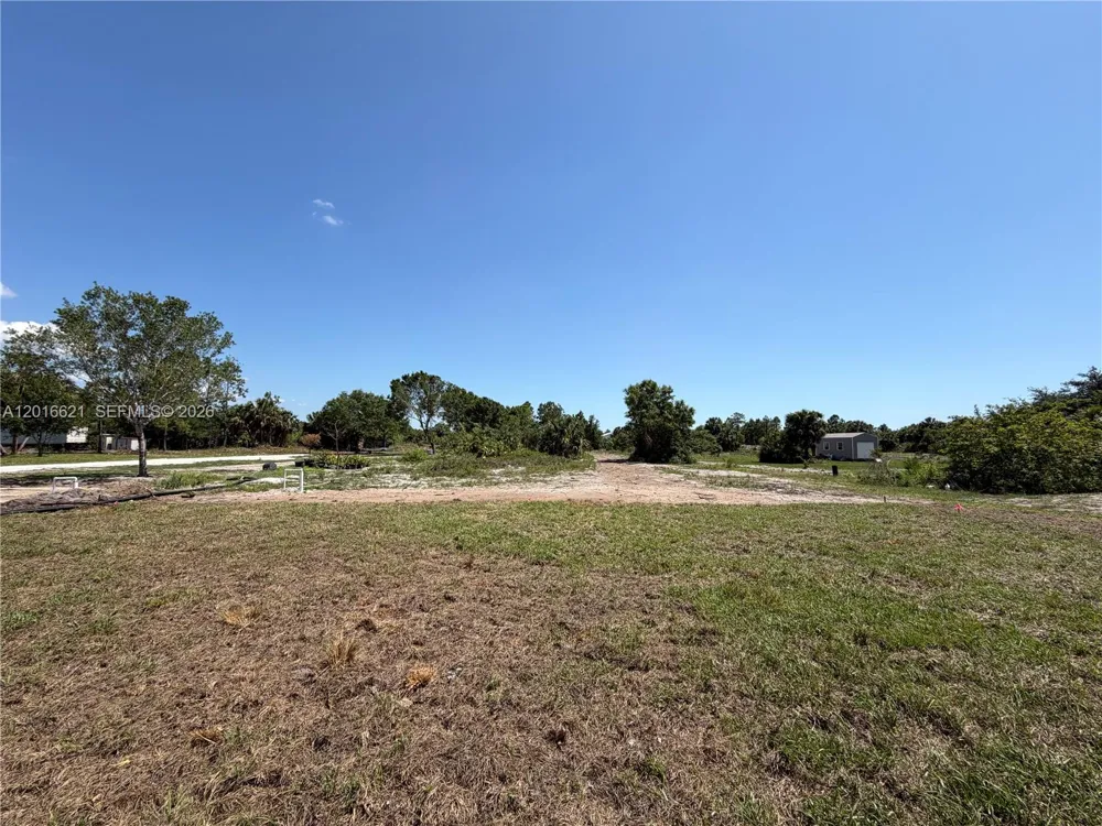 3522 Randall Blvd Naples, FL 34120