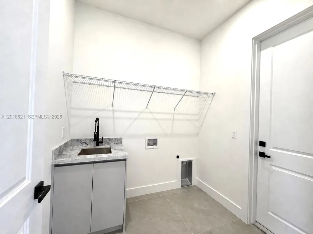 3522 Randall Blvd Naples, FL 34120