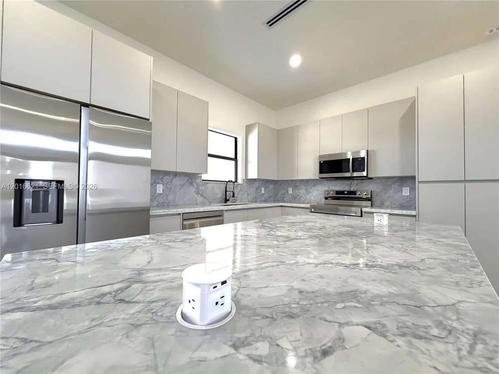 3522 Randall Blvd Naples, FL 34120