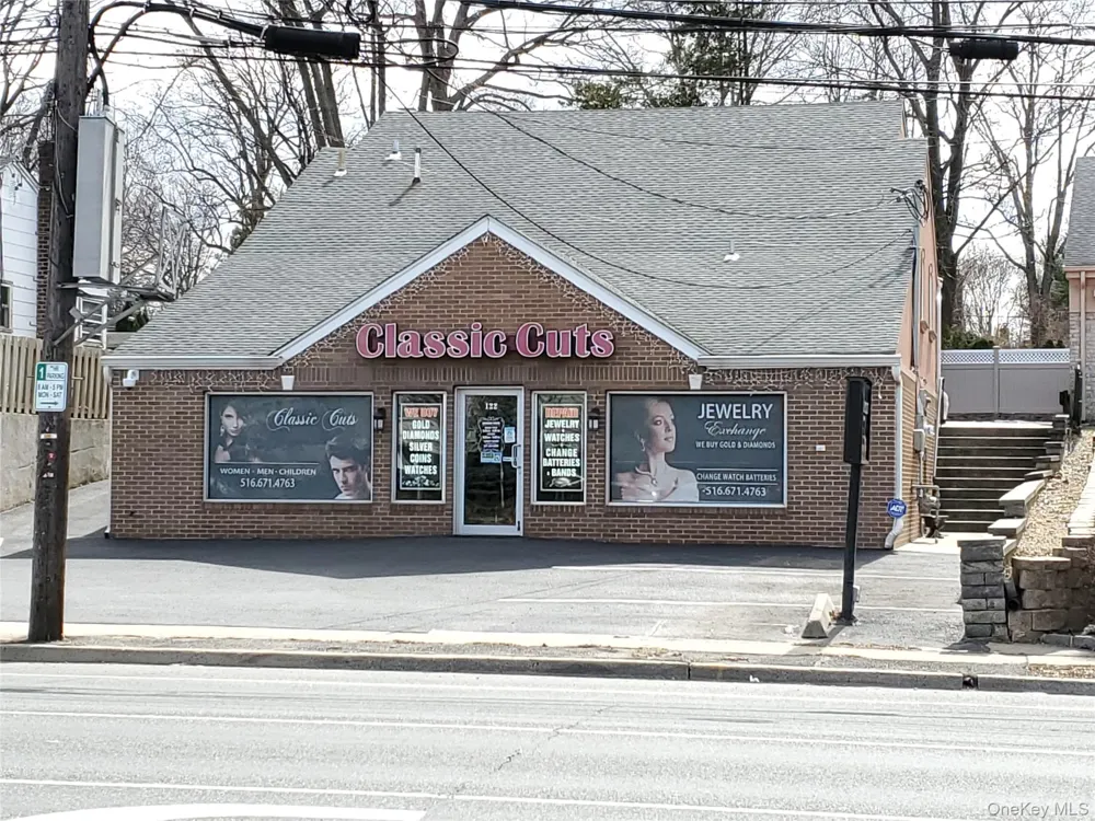 122 Forest Avenue #Rear Glen Cove, NY 11542