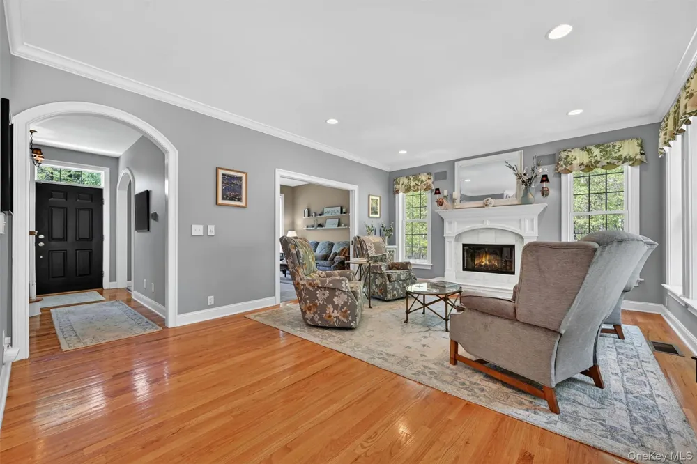 42 Philip Drive Montgomery, NY 12549