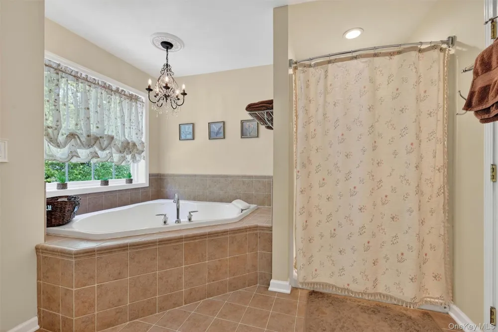 42 Philip Drive Montgomery, NY 12549