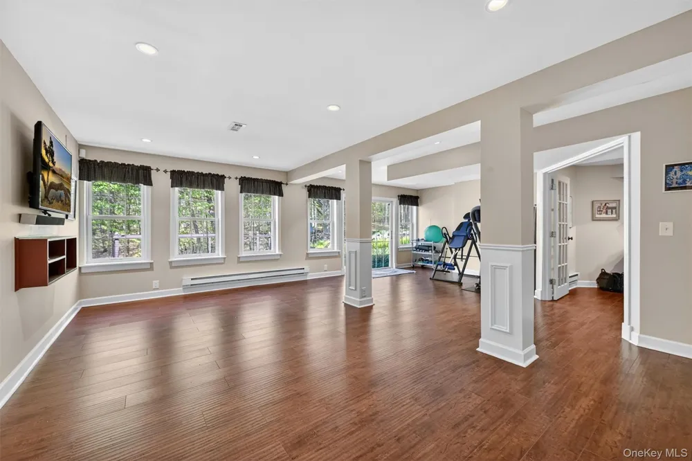 42 Philip Drive Montgomery, NY 12549