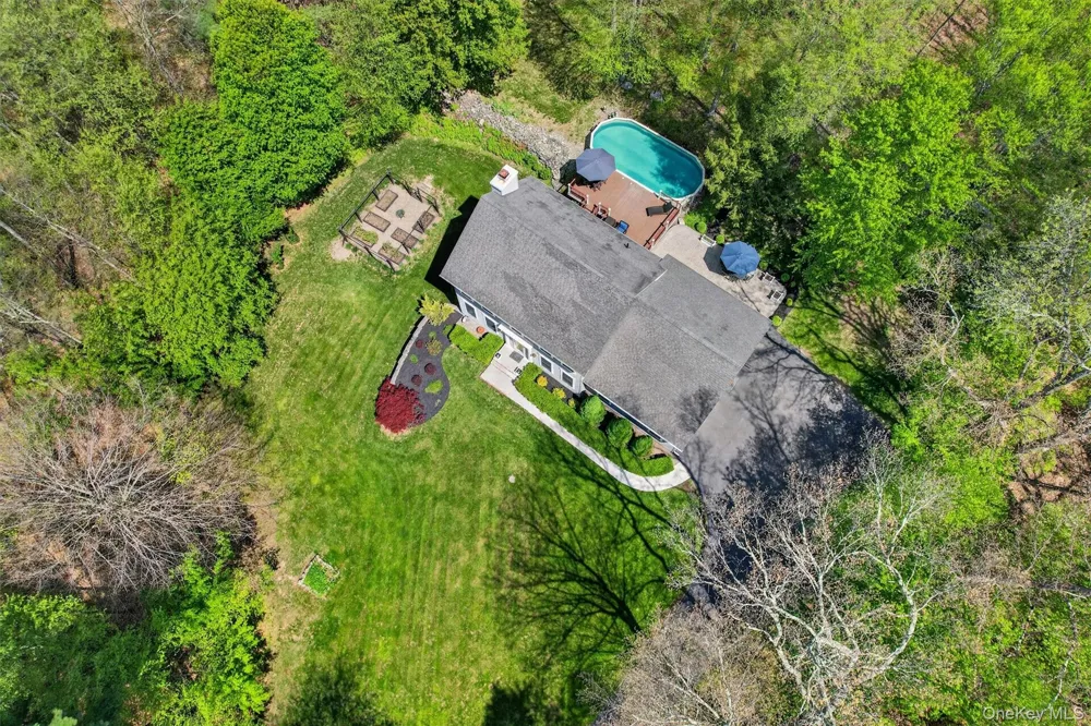 42 Philip Drive Montgomery, NY 12549