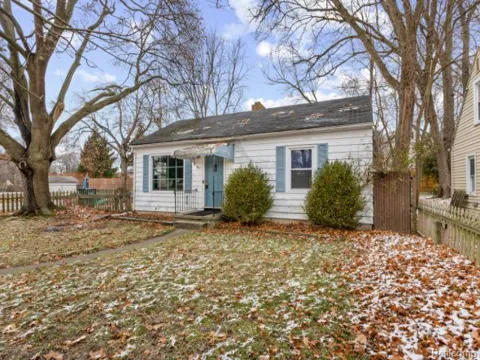 601 Jessop Avenue