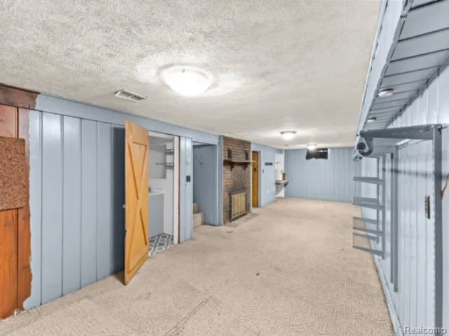 601 Jessop Avenue Lansing City, MI 48910