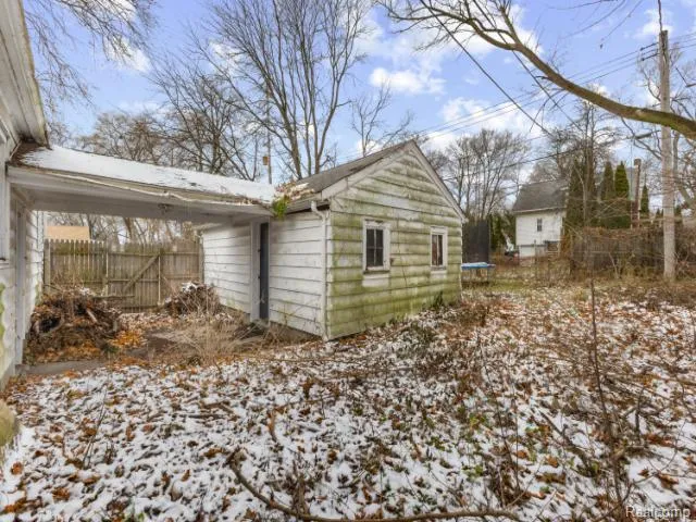 601 Jessop Avenue Lansing City, MI 48910