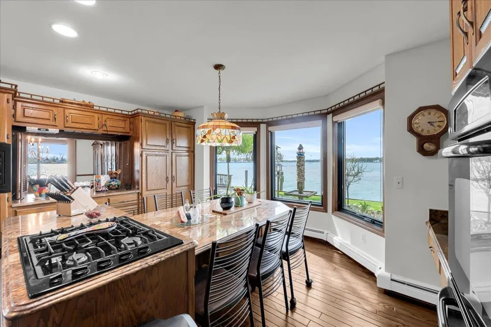 523 Lathrop Avenue Algonac City, MI 48001