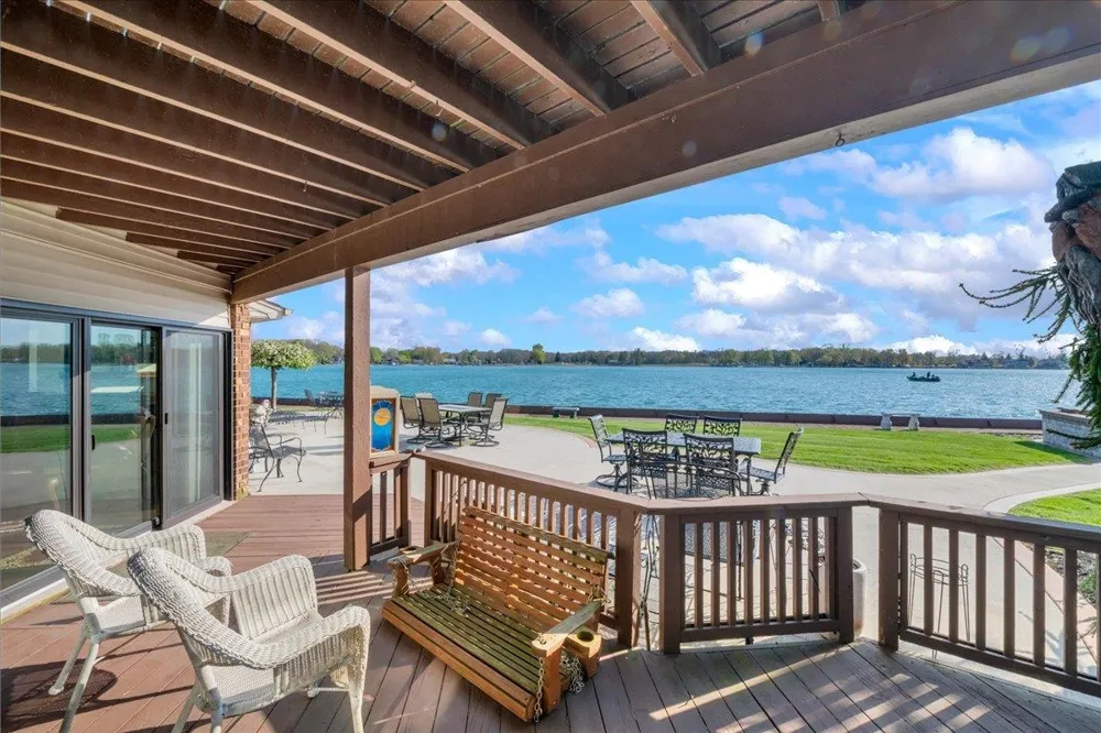 523 Lathrop Avenue Algonac City, MI 48001