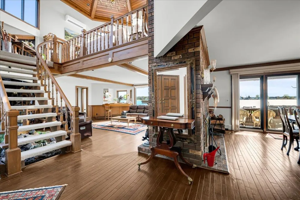 523 Lathrop Avenue Algonac City, MI 48001