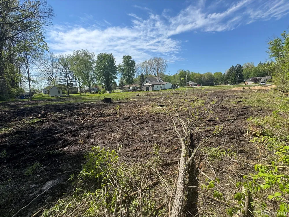 24210 24 Mile Road Macomb Township, MI 48042