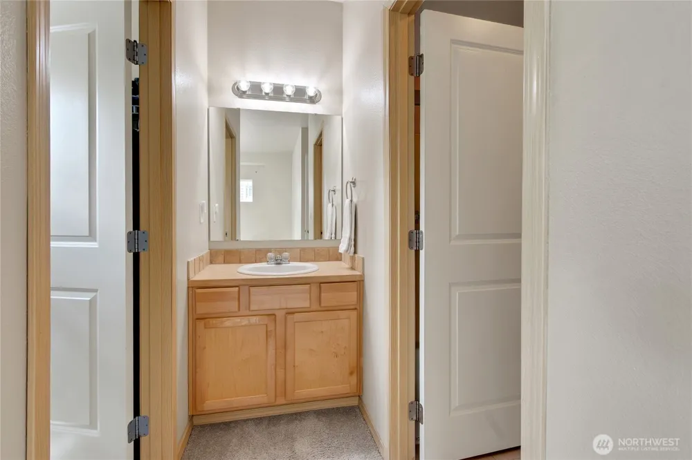6516 127th Street Ct E Puyallup, WA 98373
