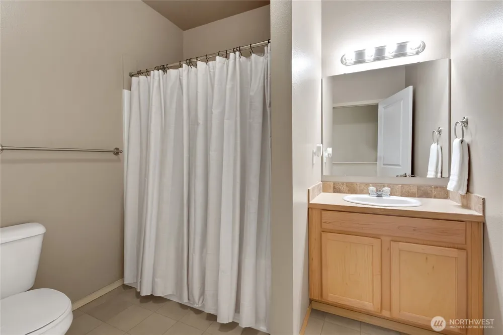 6516 127th Street Ct E Puyallup, WA 98373