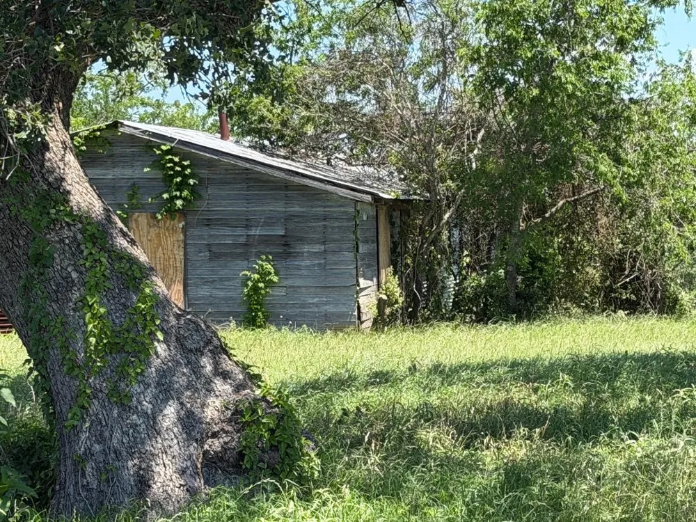 2041 Fm 933 Aquilla, TX 76622