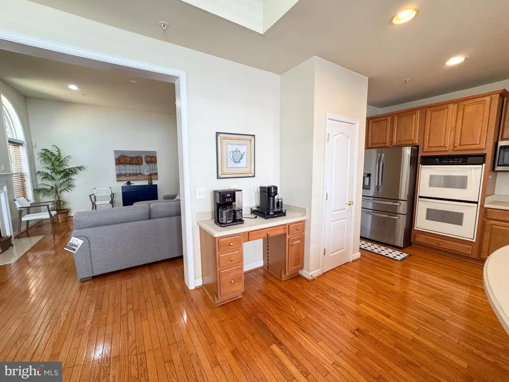 198 HIDDEN FOREST COURT Gaithersburg, MD 20877
