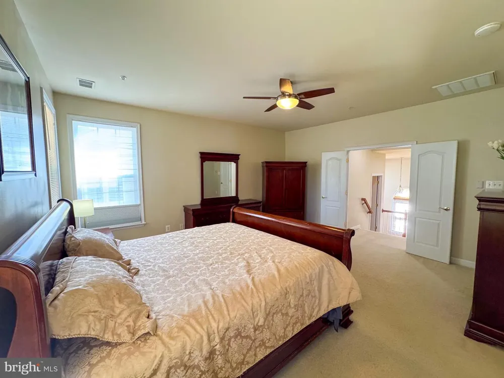 198 HIDDEN FOREST COURT Gaithersburg, MD 20877