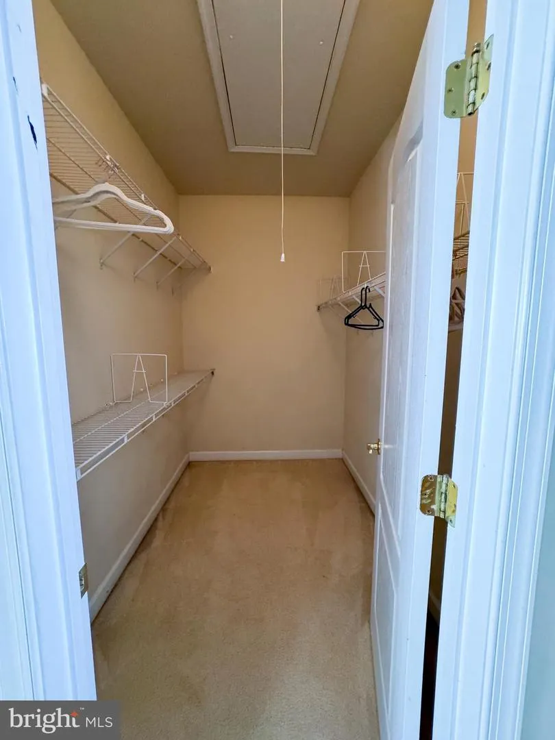 198 HIDDEN FOREST COURT Gaithersburg, MD 20877