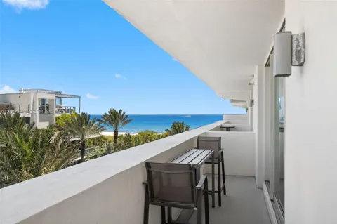 9499 Collins Ave #403