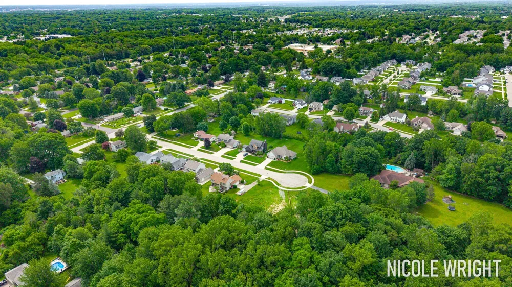 4089 Mission Street NW Grand Rapids, MI 49534