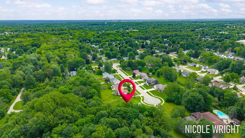4089 Mission Street NW Grand Rapids, MI 49534