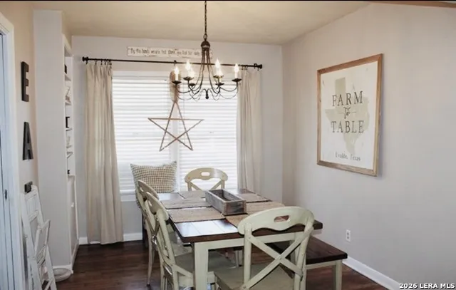 841 Laurel St Uvalde, TX 78801