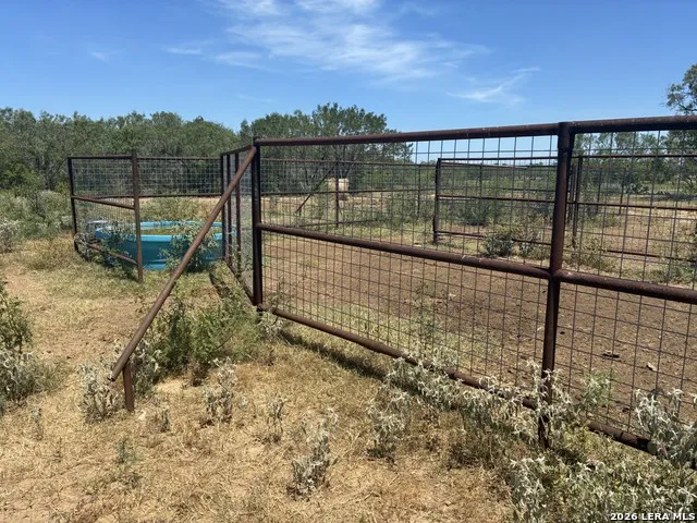 920 County Road 665 Devine, TX 78016