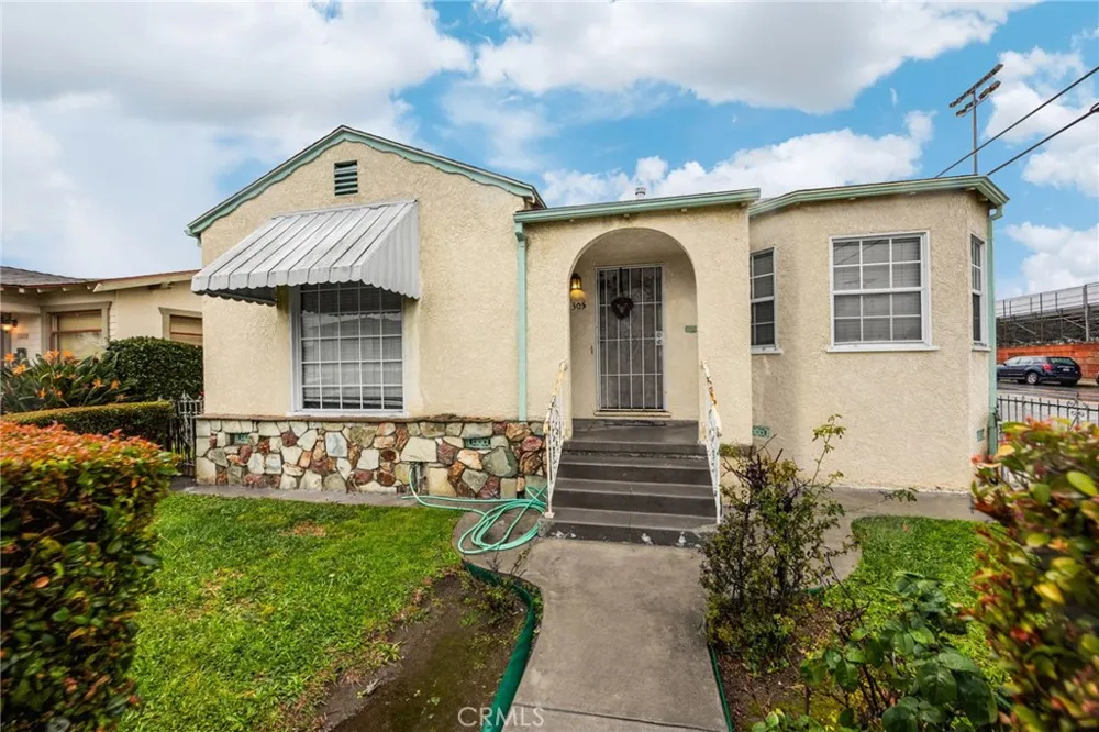 1305 S Cabrillo San Pedro, CA 90731