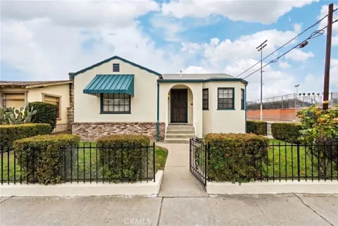1305 S Cabrillo