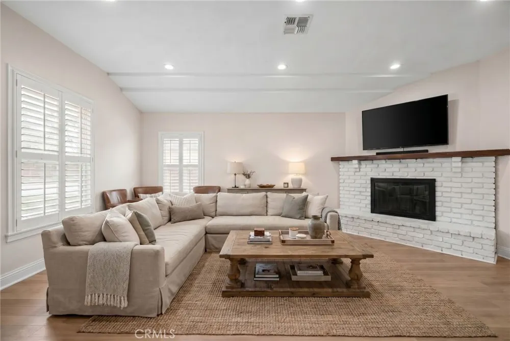 1305 S Cabrillo San Pedro, CA 90731