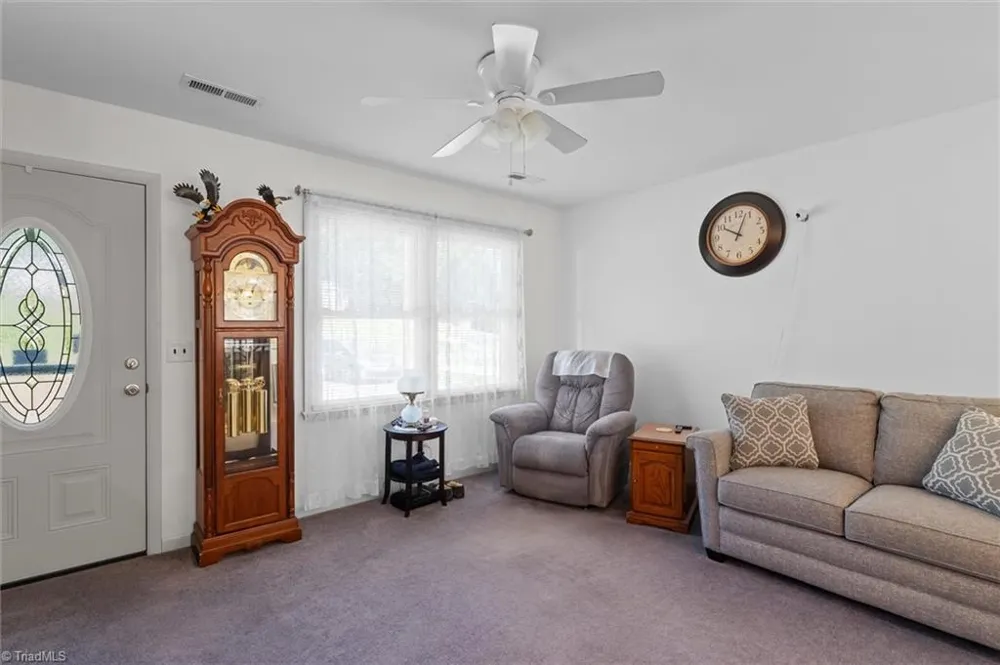 224 Delaware Avenue Mount Airy, NC 27030