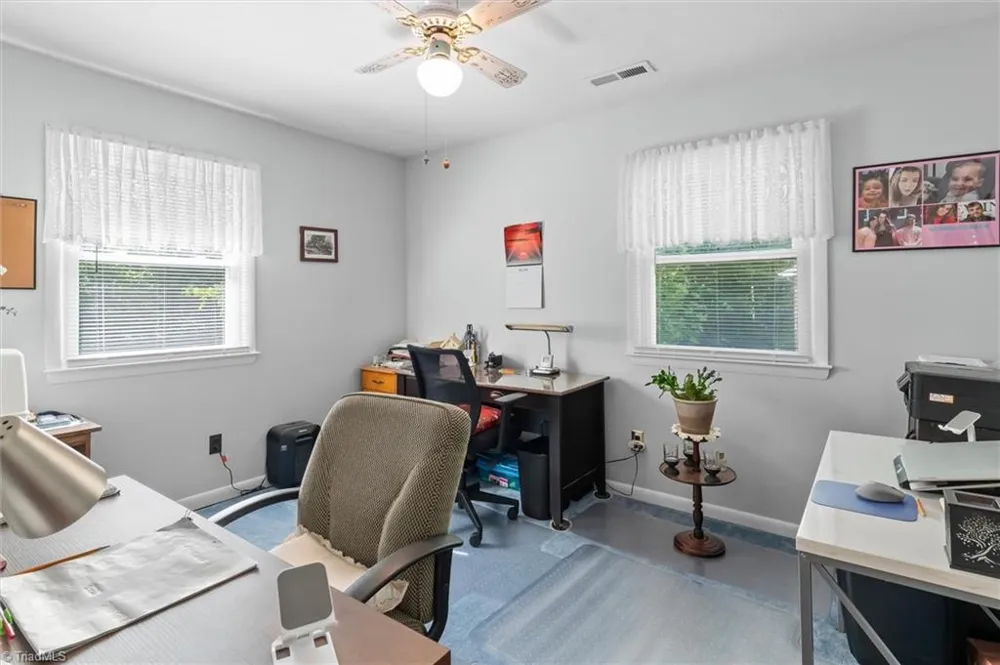 224 Delaware Avenue Mount Airy, NC 27030