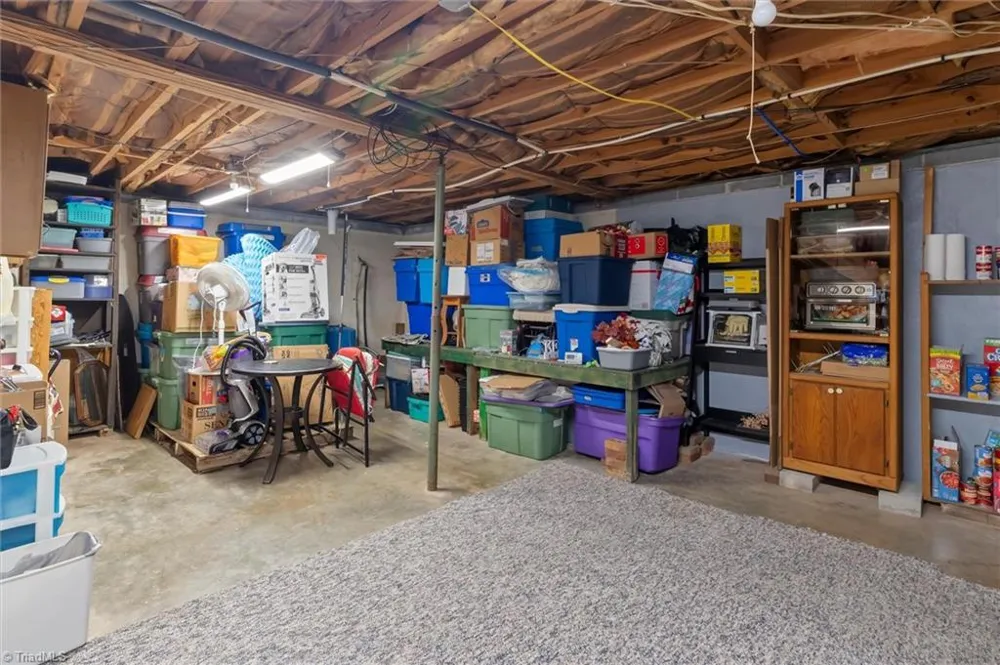 224 Delaware Avenue Mount Airy, NC 27030
