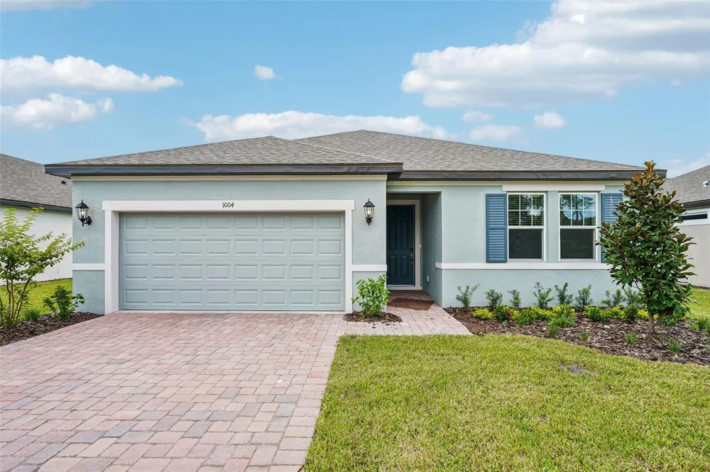 1004 BRITISH CIRCLE Daytona Beach, FL 32124