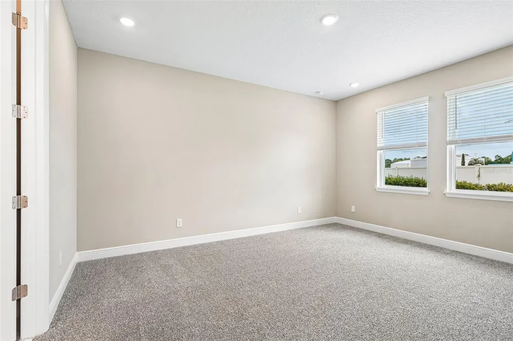 1004 BRITISH CIRCLE Daytona Beach, FL 32124