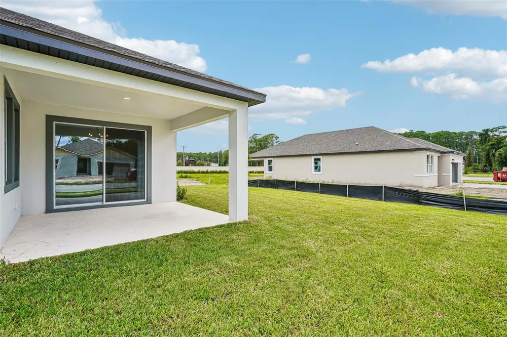 1004 BRITISH CIRCLE Daytona Beach, FL 32124