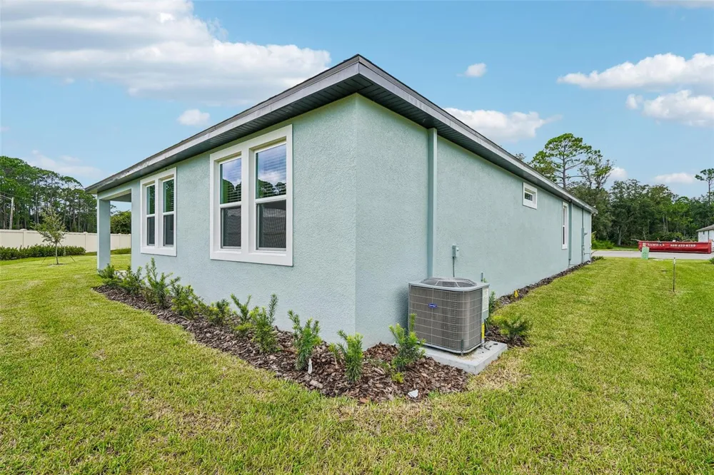 1004 BRITISH CIRCLE Daytona Beach, FL 32124
