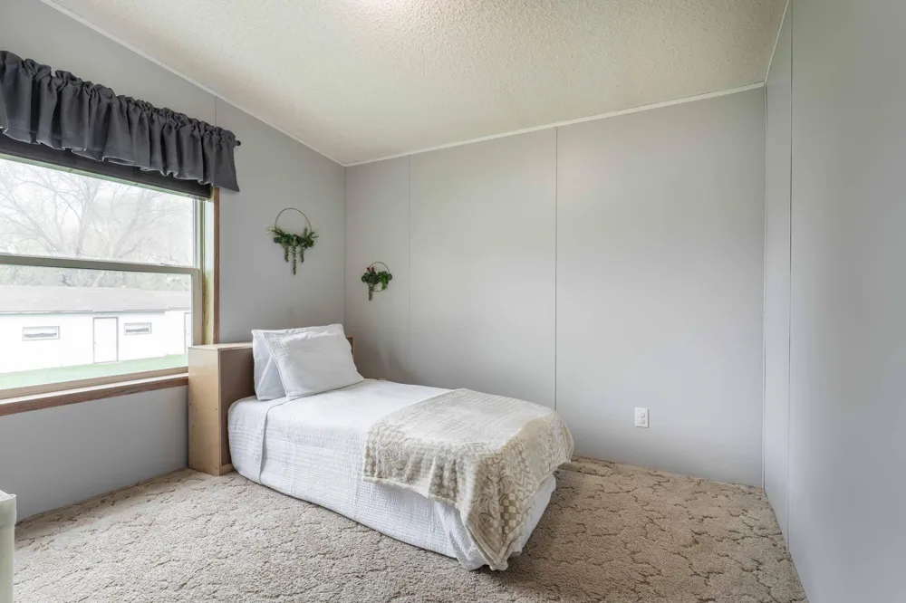 211 E Central Avenue Clitherall, MN 56524