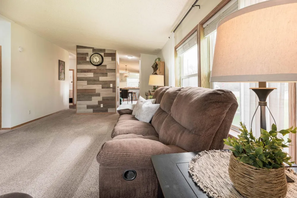 211 E Central Avenue Clitherall, MN 56524