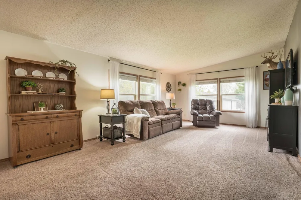 211 E Central Avenue Clitherall, MN 56524