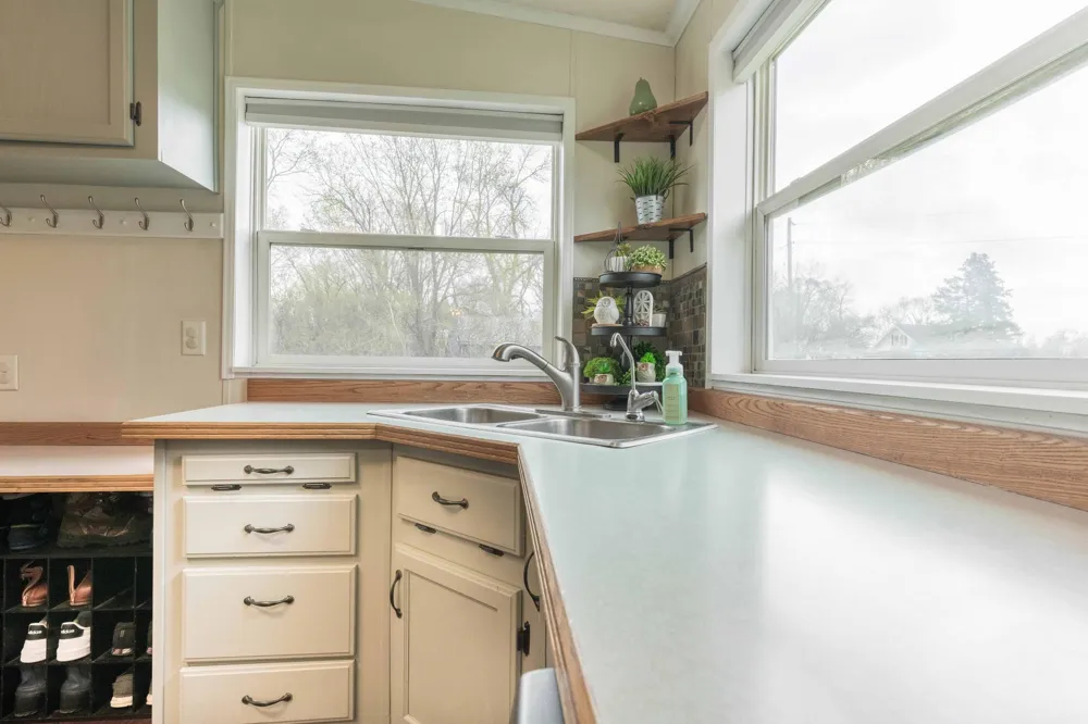 211 E Central Avenue Clitherall, MN 56524