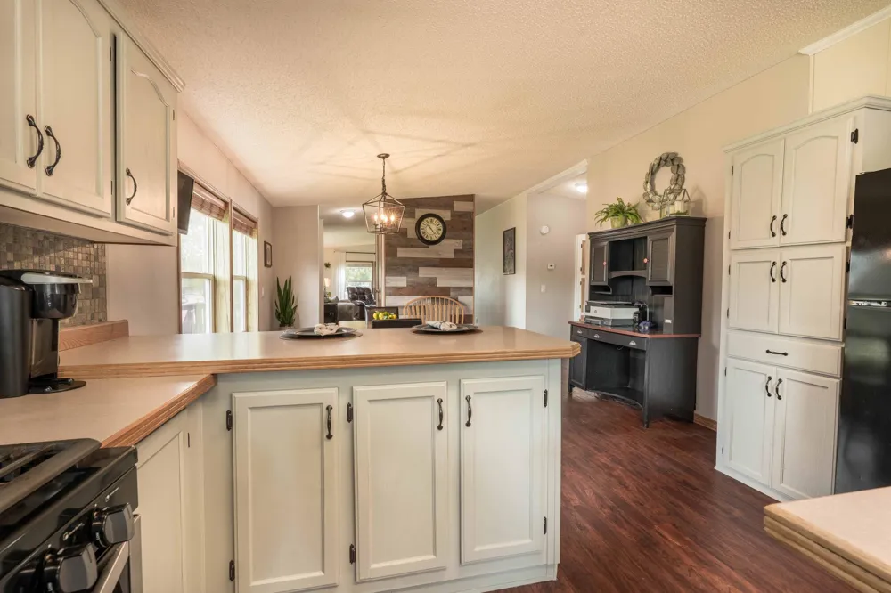 211 E Central Avenue Clitherall, MN 56524