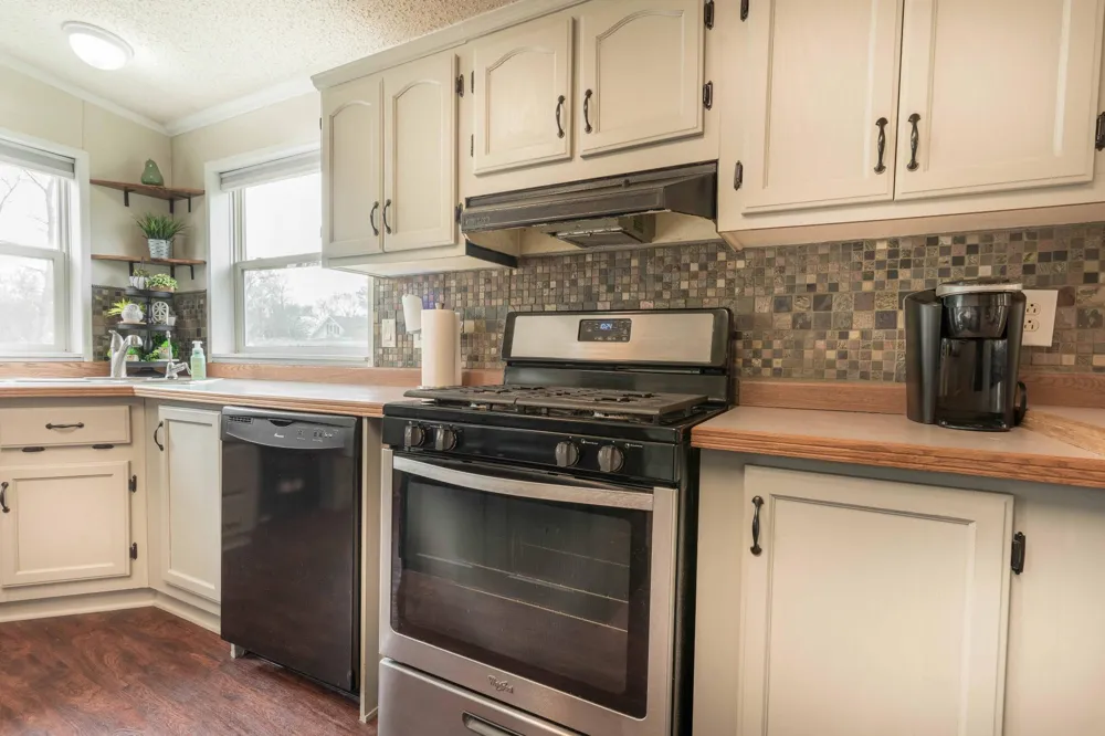 211 E Central Avenue Clitherall, MN 56524