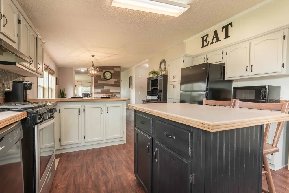 211 E Central Avenue Clitherall, MN 56524