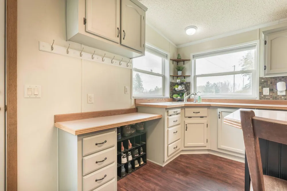 211 E Central Avenue Clitherall, MN 56524