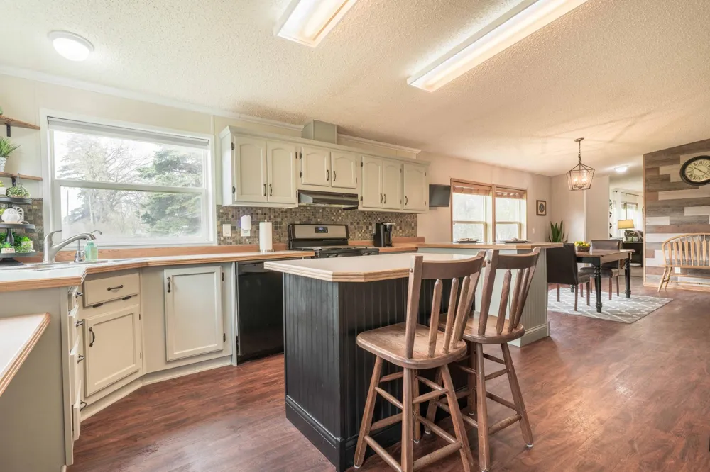 211 E Central Avenue Clitherall, MN 56524