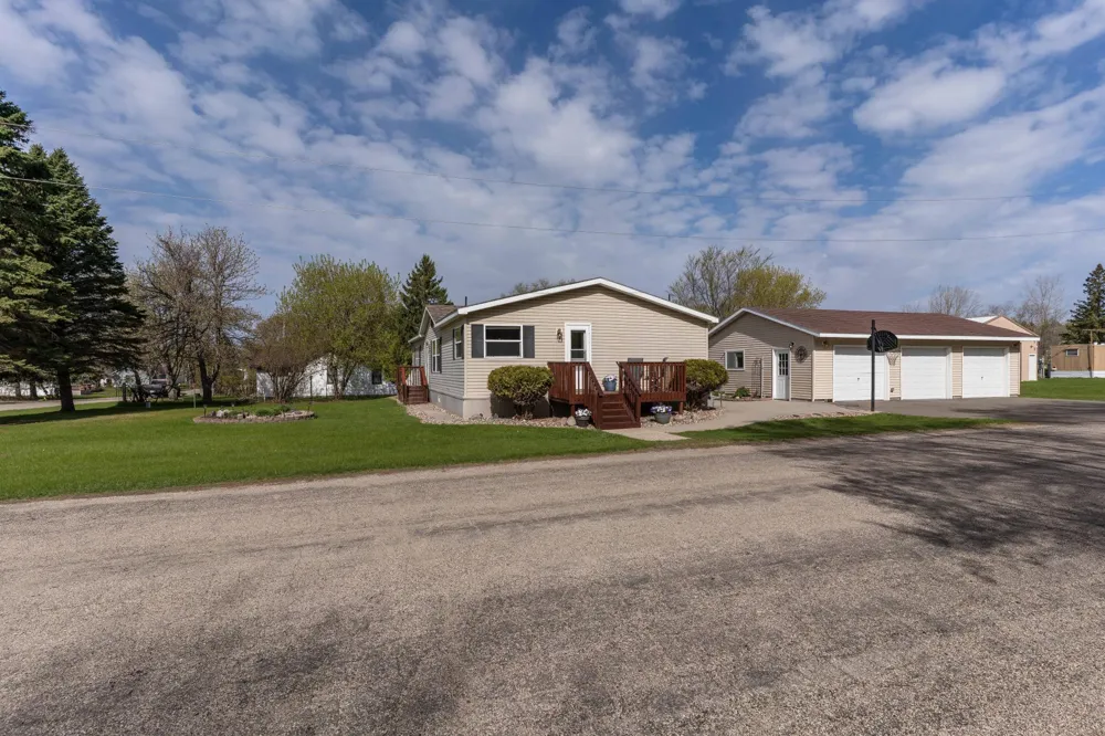 211 E Central Avenue Clitherall, MN 56524