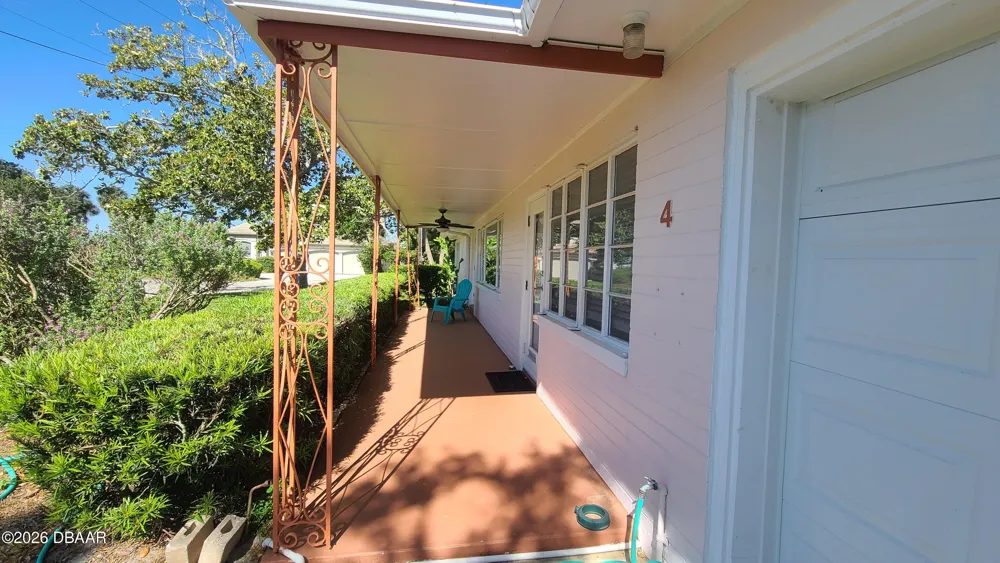4 Pleasant View Circle Daytona Beach, FL 32118