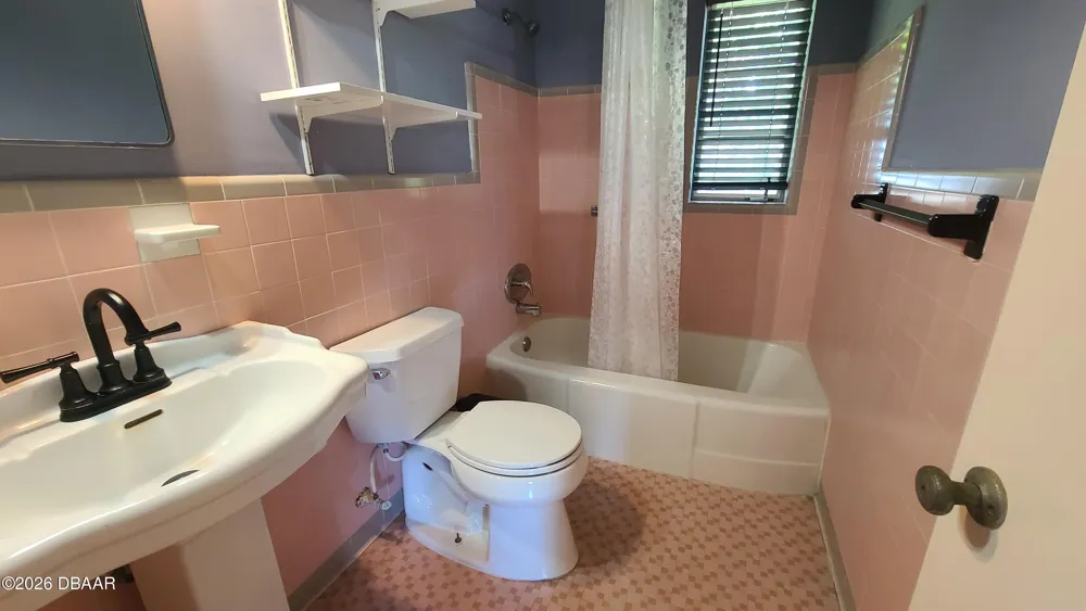 4 Pleasant View Circle Daytona Beach, FL 32118
