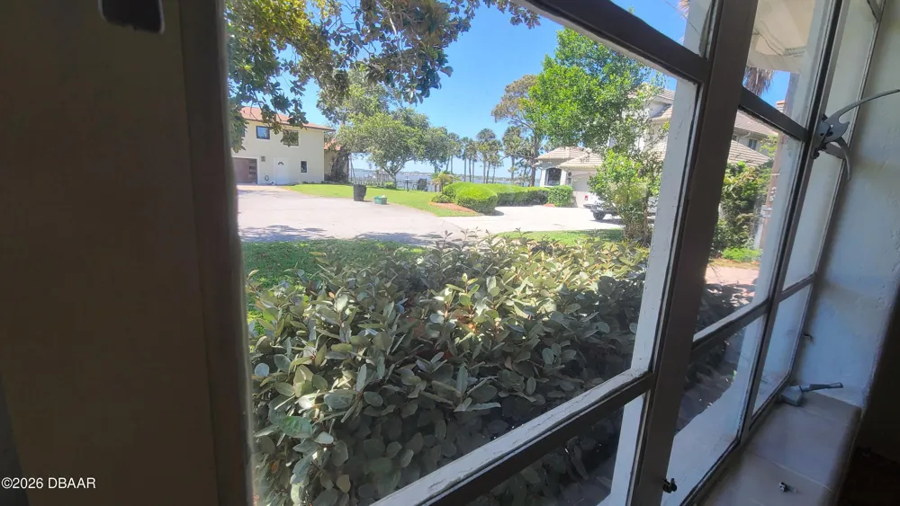 4 Pleasant View Circle Daytona Beach, FL 32118